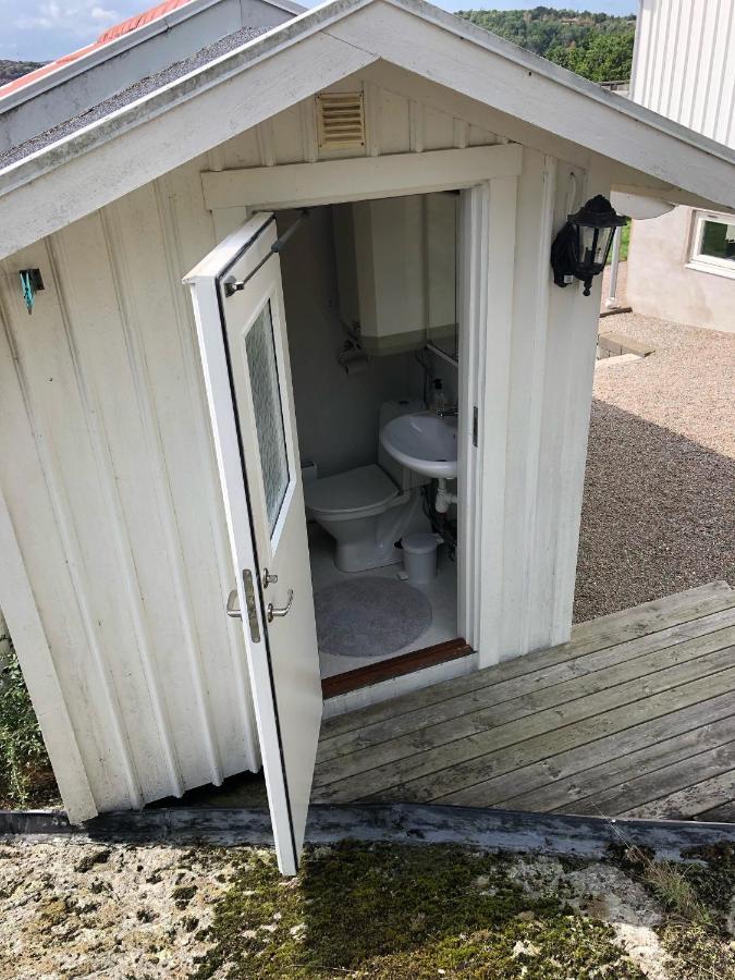 Noesund Orust Lilla Huset Villa Exterior foto